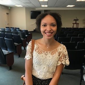 Meet your Posher, Leiah